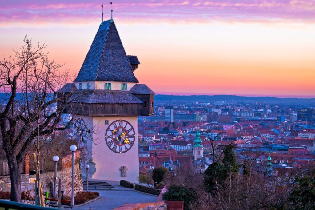 Skyline von Graz – ACREDIA Standort Steiermark